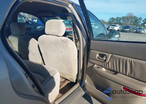 2001 Buick Century Custom from USA, damaged, VIN 2G4WS52J011304499